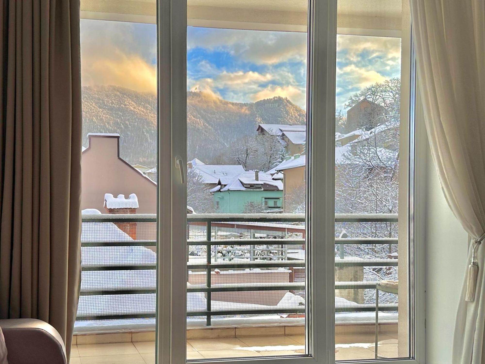 Central Premium Apartment ブラショフ エクステリア 写真